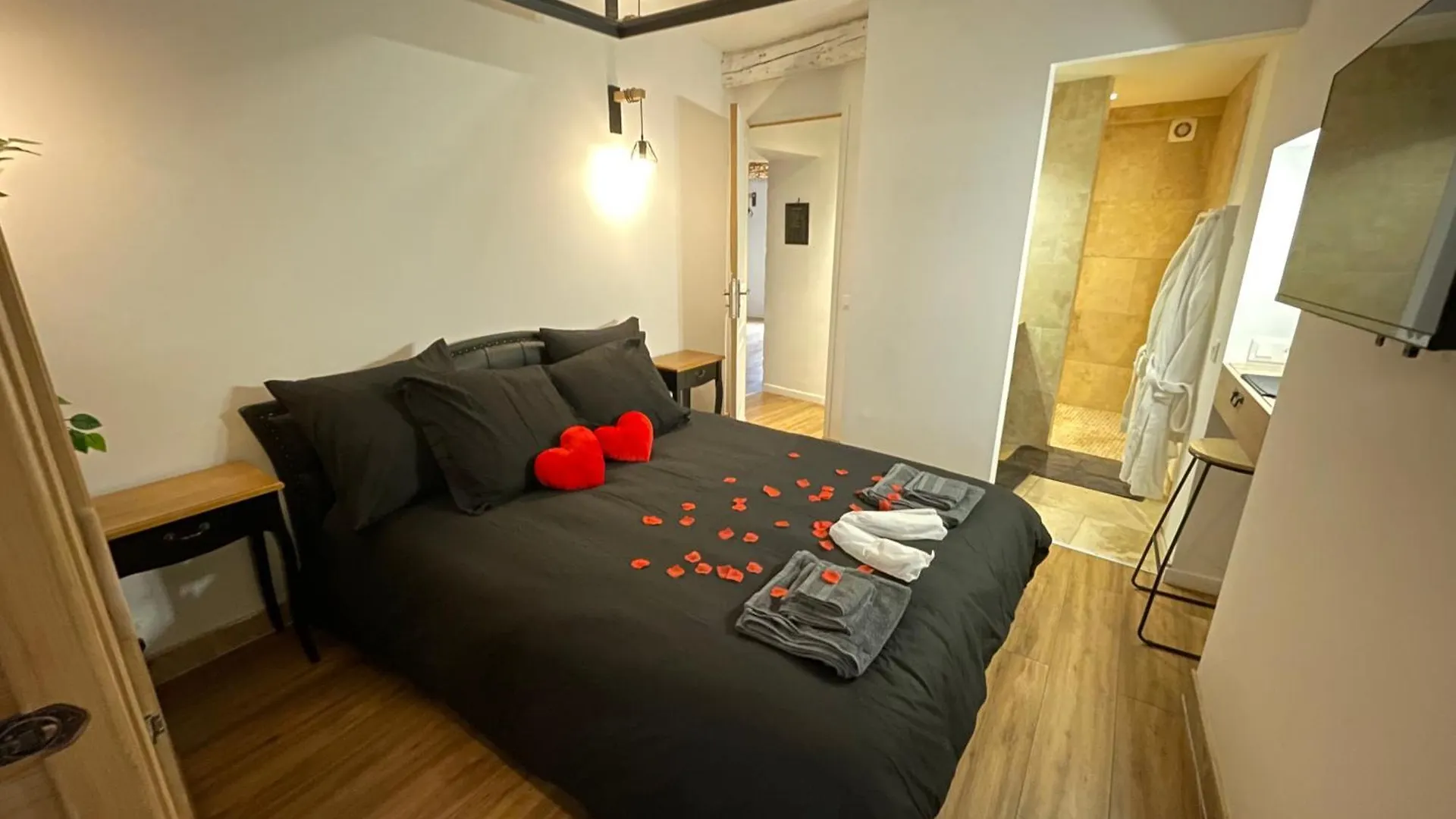 Apartment L'Evasion La Love Room De Fayence France